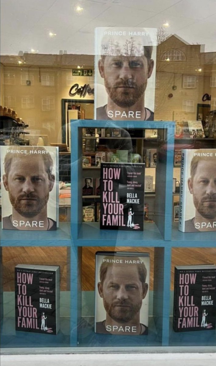 Certain places in London are #fullofrage this is not casual.
Source: Princess Marie Chantal IG
#RacistRoyalFamily 
#RacistBritishMedia 
#PrinceWilliamIsABully 
#SparebyPrinceHarry 
#SussexSquad 
#weloveyoumegan 
#Spare