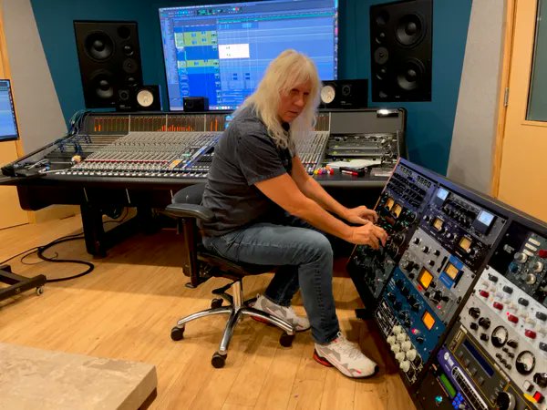KeithBandMusic's tweet photo. "KEITH Country" album has amazing sound quality thanks to our team of experts, James Forbes, Vortex Music Productions and Jason Ruch, 0X1 Sound Studios.   Buy your copy now and listen!
https://t.co/wXnZeDW3s0...
https://t.co/IQOEt6oAQN https://t.co/NShGItKXnr