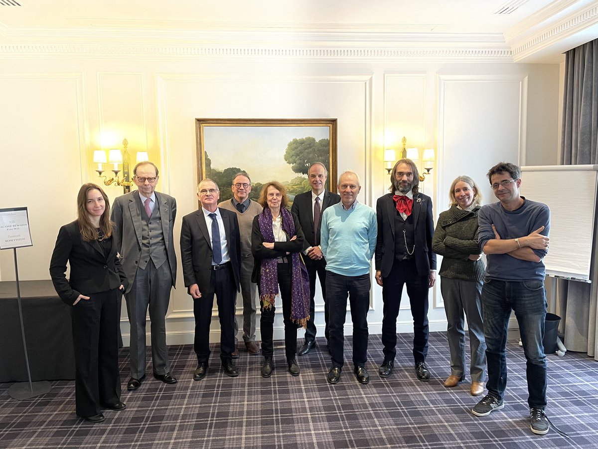 Réunion du <a href="/ComEthique_AES/">Comité d’éthique Animal, Environnement, Santé</a> hier. Les membres du Comité ont travaillé au projet d’avis « vétérinaire et éleveur : quel contrat moral ? »