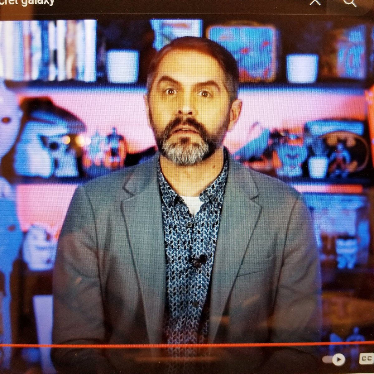 819Comics's tweet image. That moment when you turn on your computer in the morning to realize you paused @ToyGalaxyTV the previous night on a very amusing Dan Larson face. #SecretGalaxy #ToyGalaxy