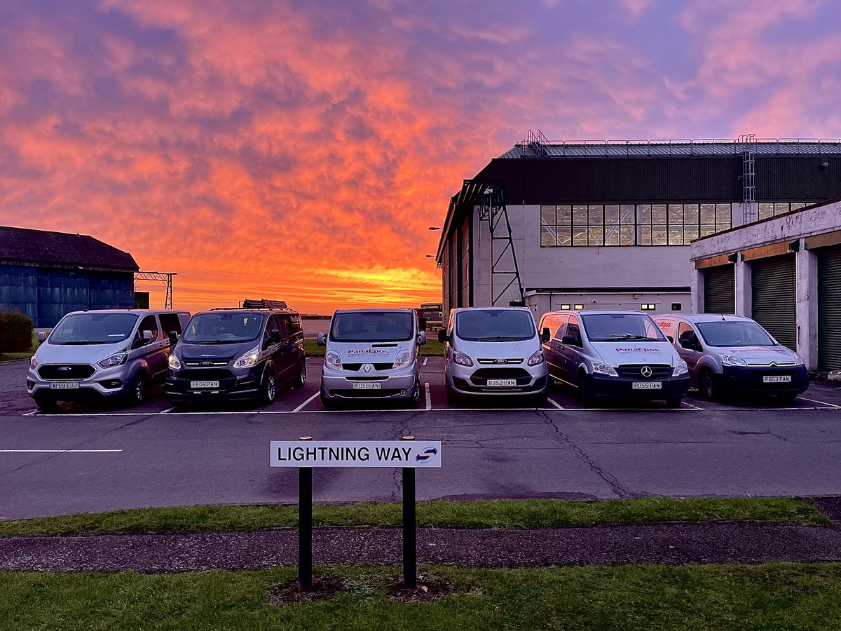 PanaEpos's tweet image. Team PanaEpos ready for another busy day!
#itengineer #it #EPOS #cctv #sunrise #lovenorfolk #norfolksunrise
#norfolk
