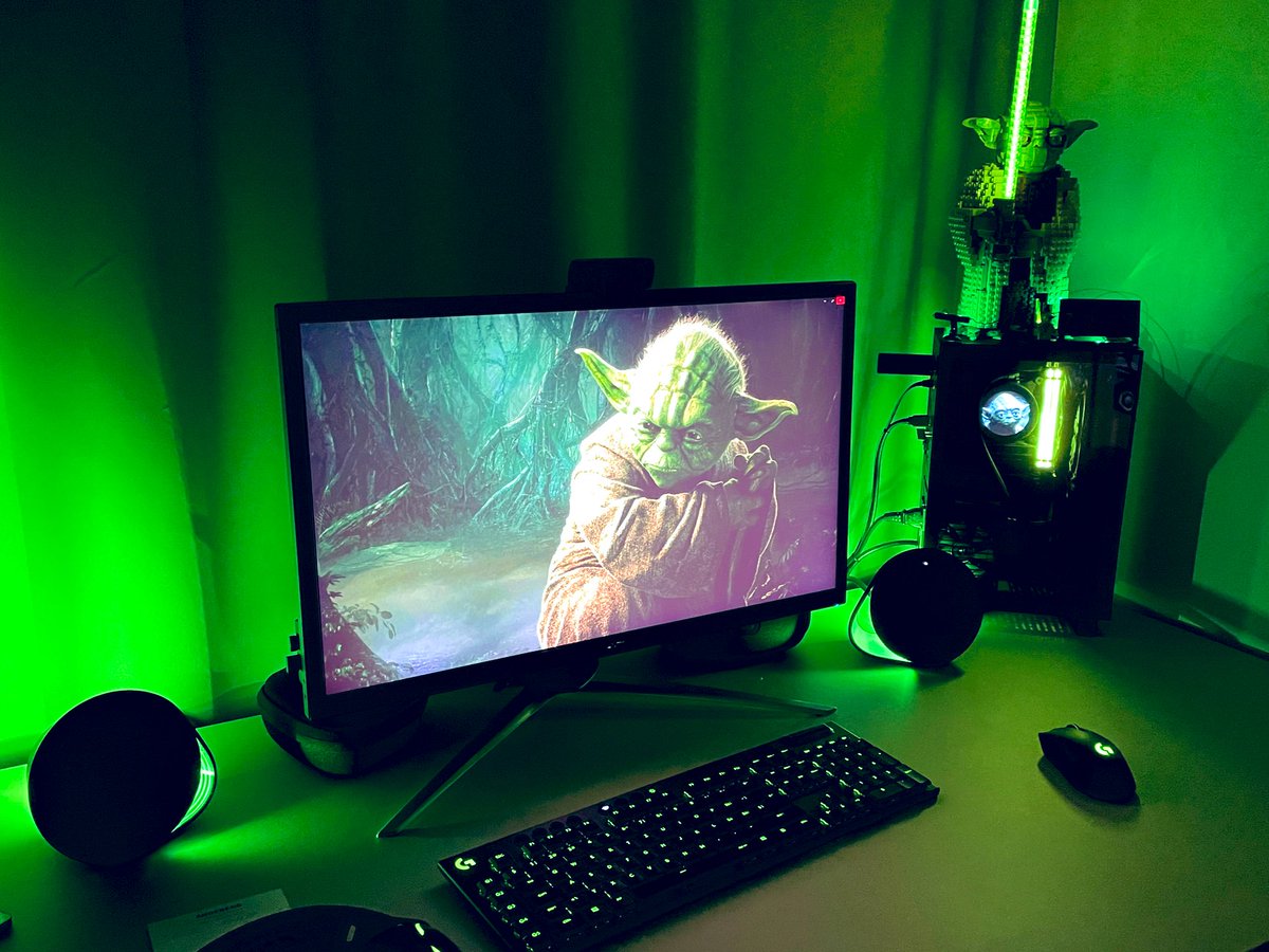 vkoegler tweet media