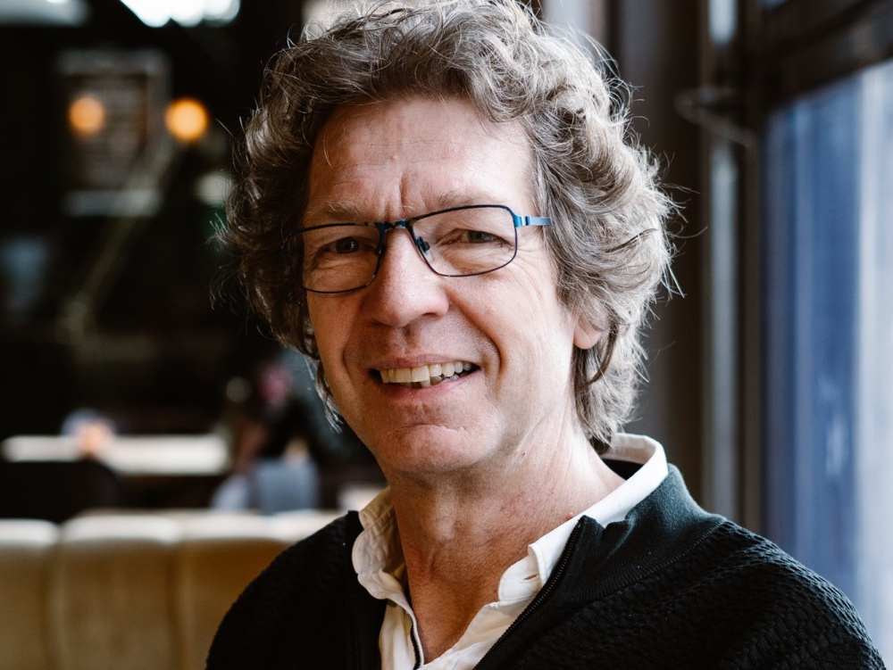 Hoeveel kost het om een school te bouwen nu er overal prijsstijgingen zijn? "Je kunt al snel uitgaan van een bedrag van minimaal € 3.500,- per m2", vertelt Marc van Leent. Hij ontwikkelt voor Bouwstenen een rekenmodel... 👇
ow.ly/MFxz50MmCxk