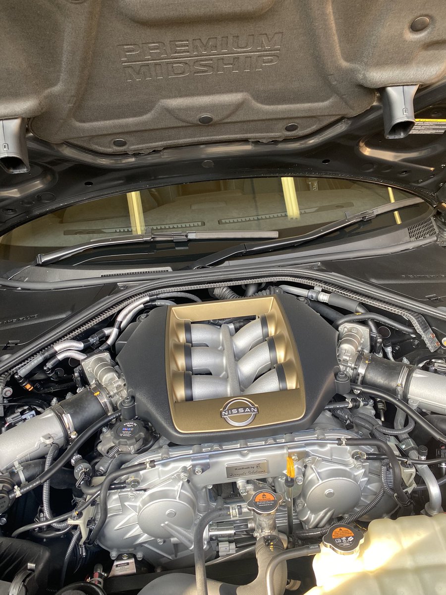 VELENO_REIZ's tweet image. 納車されたGT-Rはあのレア車
T-SPEC！
ミッドナイトパープルの深みのある色がたまりません
カーボンローターとイエローのキャリパー
などなど、テンション上がる装備盛りだくさん
#GTR #tspec #限定 #スポーツカー #NISSAN #日産 #gtr35 #r35 #GODZILLA #fastandfurious #車好き