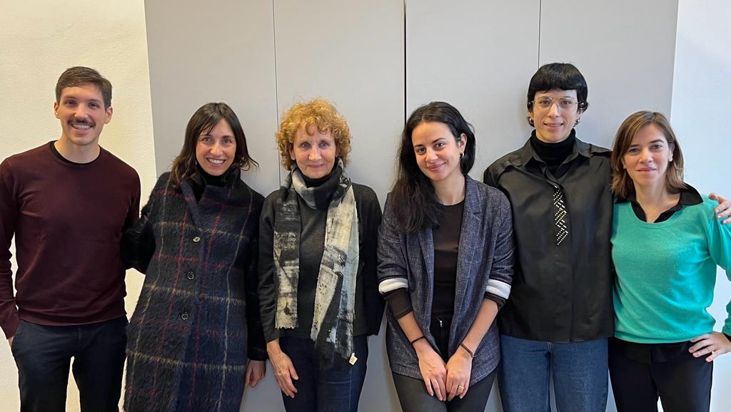 Excited to start 2023 with a conversation with Soraya de Chadarevian (<a href="/UCLA/">UCLA</a>) on historical #narratives on #genomes and #microbiomes - how do they shape research questions and research agendas? @NICHE_Venice #humanities #anthropology #microbiomeresearch