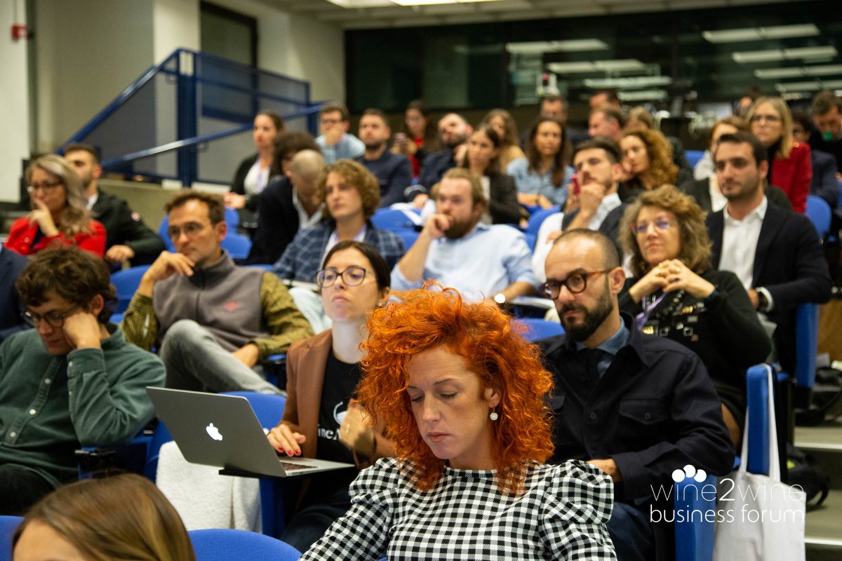 wine2wineVerona's tweet photo. The session by Marzia Varvaglione and the Canella brothers at #wine2wine2022 suggested 👉 How to use communication tools to better reach Gen Z 👉 What the wine of the future should look like according to the needs of new consumers. #wine2wine #winecommunication #genz #genztrends https://t.co/I5CNMPPdzA