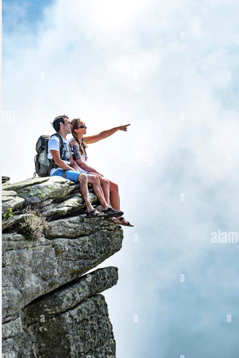 maleficent1990's tweet image. Crazy people do
the weird things…
#ToWhomItMayConcern 🤷‍♀️