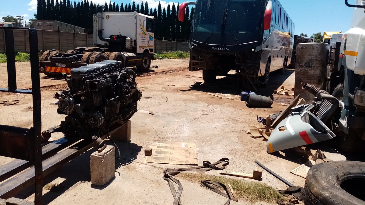 MbofanaGift's tweet photo. Scania buses &amp; trucks mobile technician available in &amp; around Johannesburg. Services: attending to mechanical &amp; electrical problems, Diagnosing &amp; programming control units, selling second hand parts &amp; servicing and maintenance.
Please retweet my customer might be on your TL🙏 https://t.co/oFrAc6OPhl