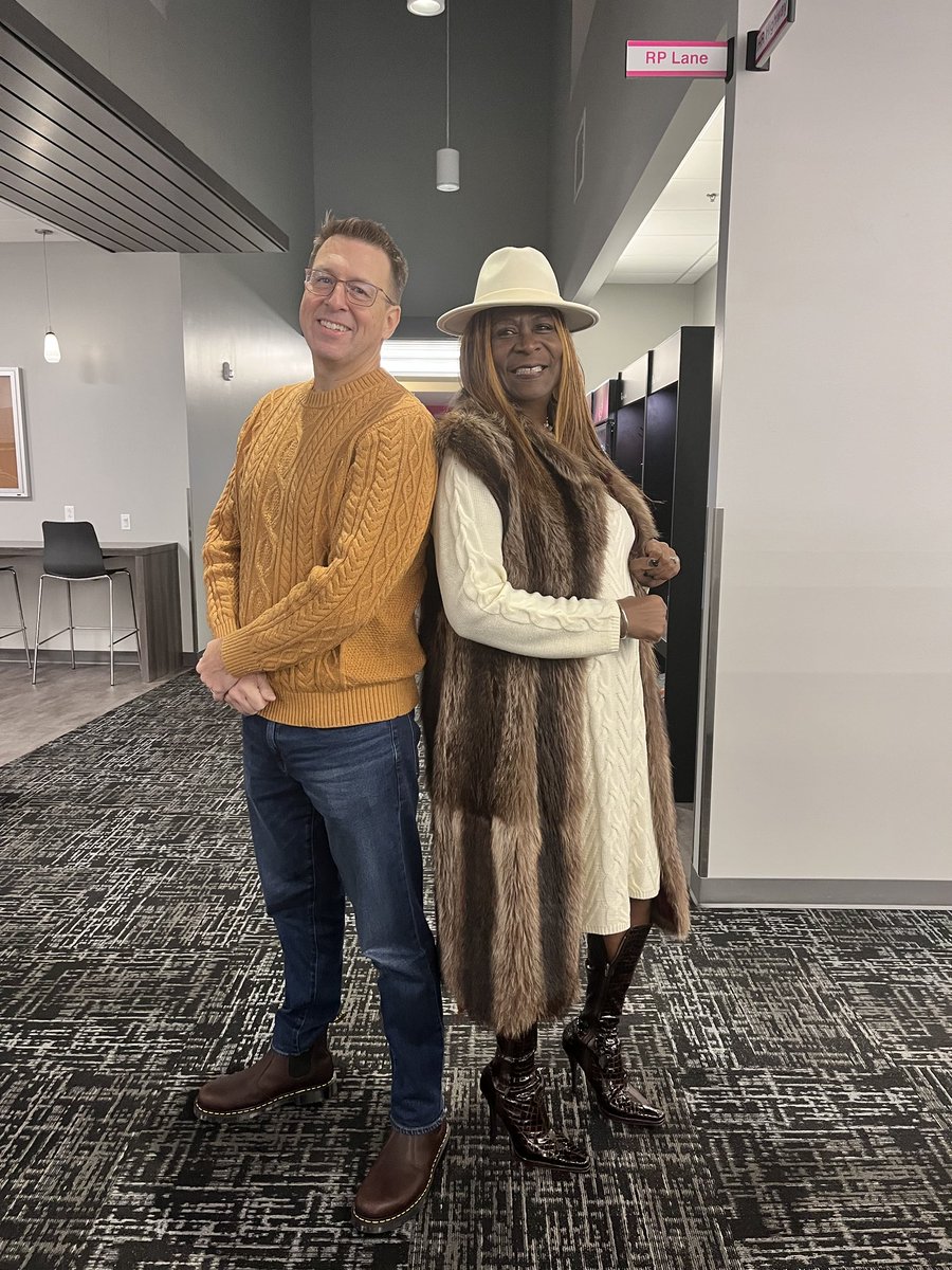 Today at the RVA is I feel pretty - I feel handsome day😍We Won’t Stop! ⁦<a href="/mikeluellen/">mike luellen</a>⁩ ⁦<a href="/kishatolliverhr/">Kisha Tolliver</a>⁩ ⁦@BPTolley⁩ ⁦<a href="/MonetteCalderon/">Monette Calderon</a>⁩