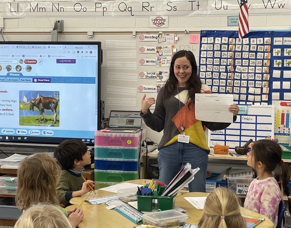 Amazing Ms. Nye guides Kingston Firsties to research and take non-fiction notes about animals! She makes note taking easy peasy! ⁦<a href="/enye001/">Erin Nye</a>⁩ ⁦<a href="/kingston_vb/">VBKingston</a>⁩ ⁦<a href="/KingstonVBCPS/">Grant Baker</a>⁩ ⁦<a href="/Sarah_AllardVB/">Sarah Allard</a>⁩