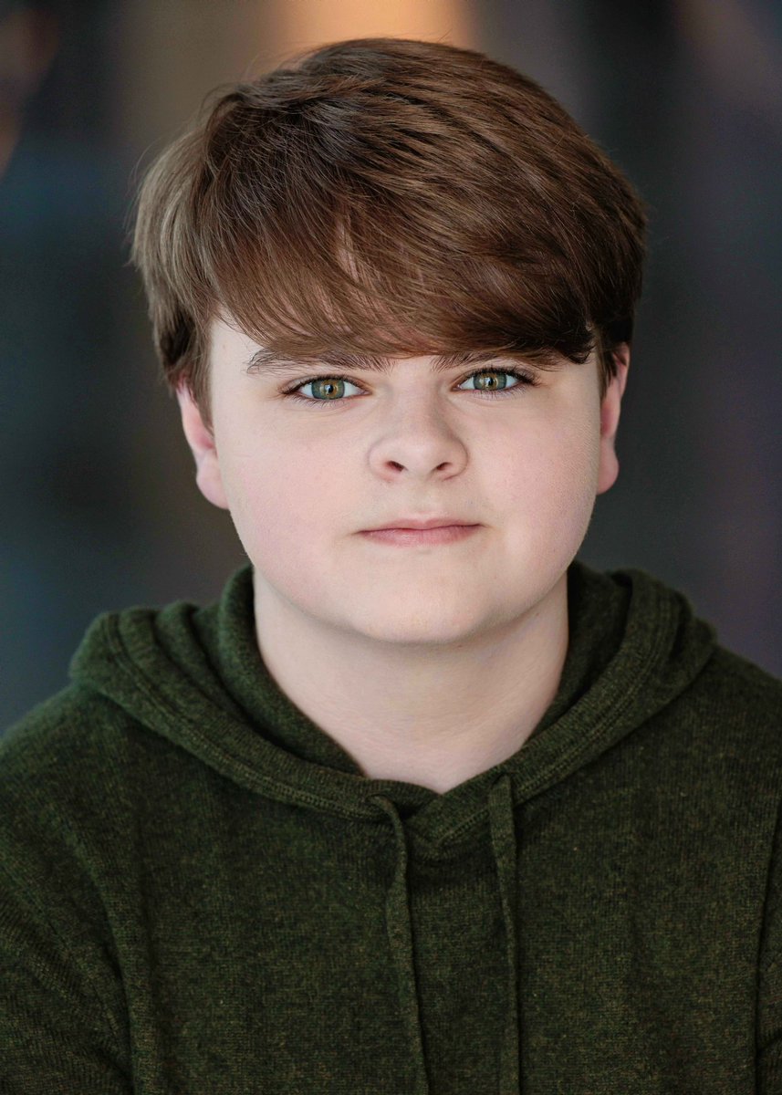 Actors have the power to bring stories to life, to transport us to other worlds, to make us laugh, to make us cry - they're amazing! Drop your headshot in the comments!#ActorAppreciation