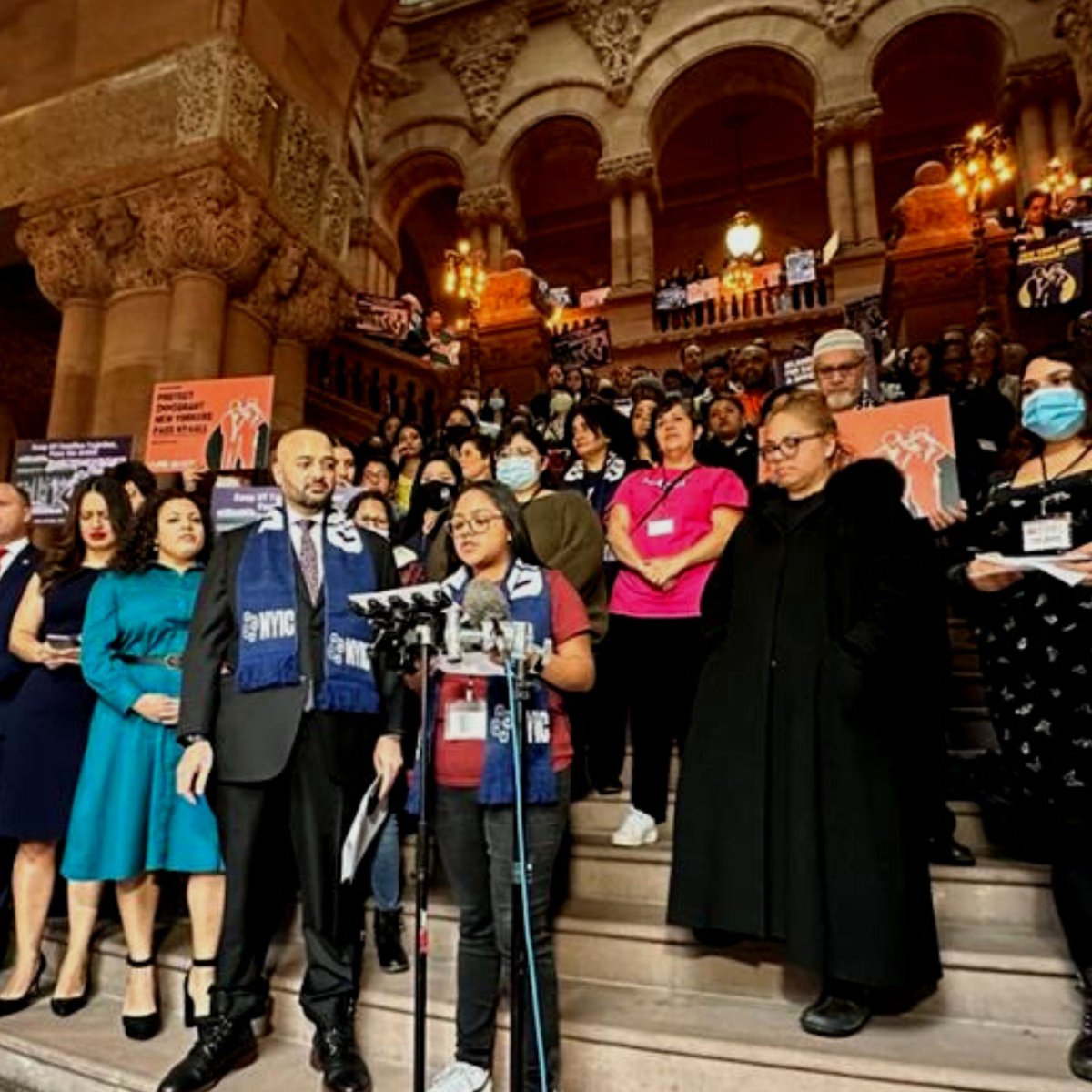 Yesterday we were in Albany with @thenyic advocating for a NYS agenda that supports immigrant communities. #WelcomingNY #NY4All #AccesstoRepresentation #LanguageAccess #ONA