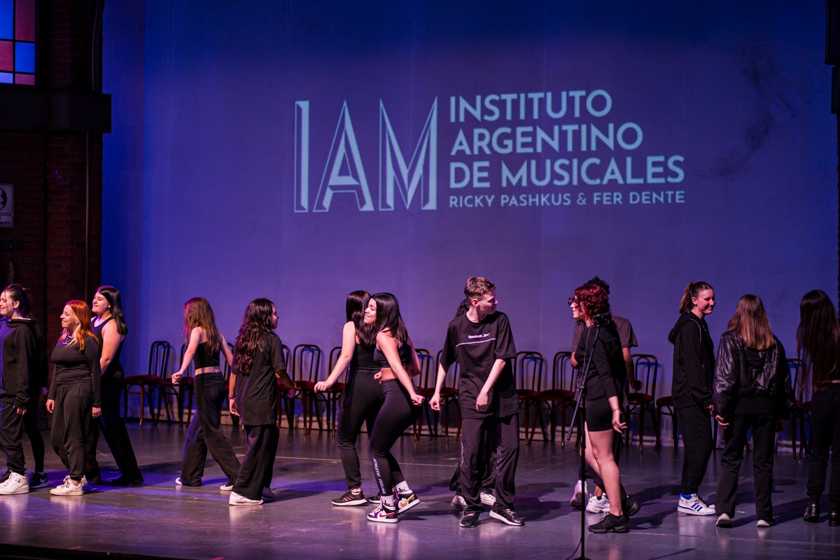 No lo dejes en un sueño.
Hacé del Teatro Musical tu futuro.

INSCRIPCIÓN ACÁ: iamargentina.com