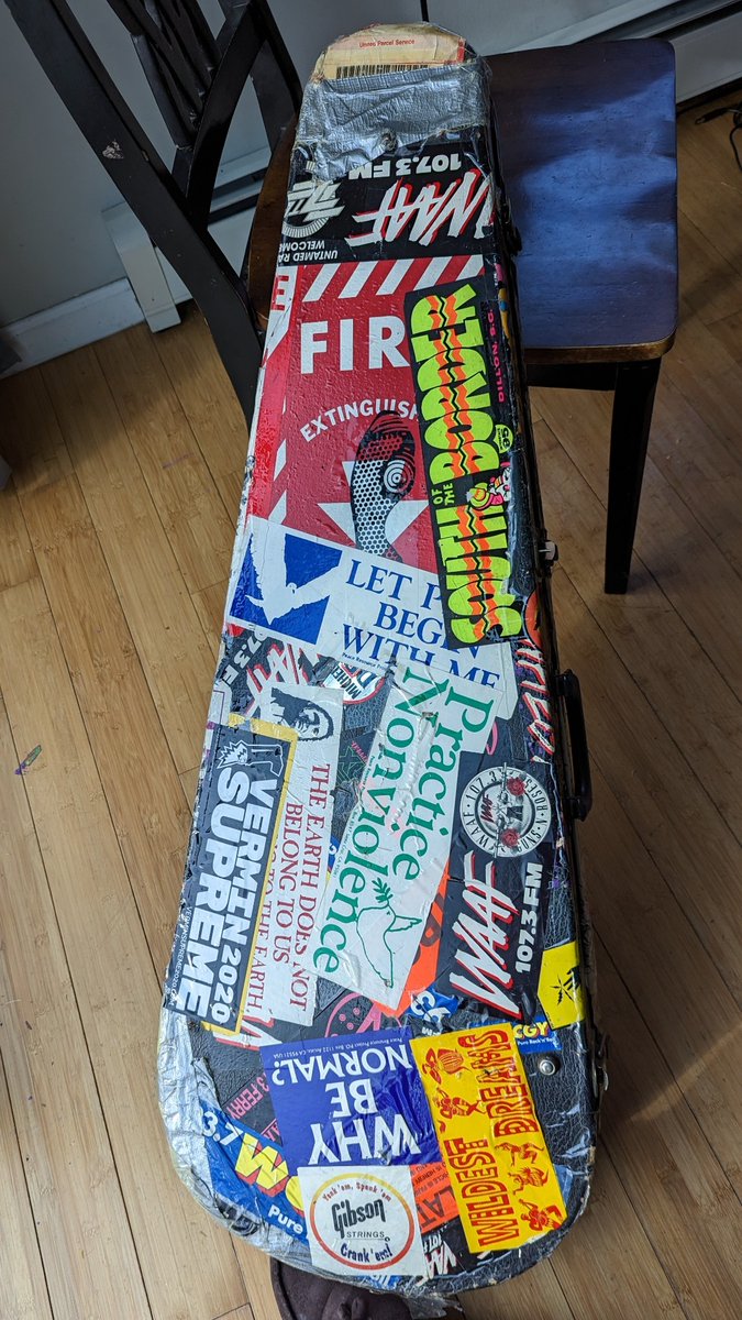 PentatonicWay's tweet image. I can't be the only one. ...

#stickerbomb