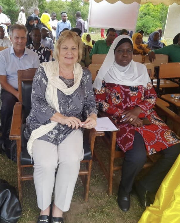 NorAmbTZ's tweet photo. Delighted to meet with women leaders in Pemba during the solar energy launch event☀️🔋 at Njau islet:
Regional Commissioner Salama Mbarouk Khatib, her colleague from House of Representatives and District Commissioner from Micheweni District.
#equalopportunities
#womenleaders https://t.co/o9YjNR8DQP