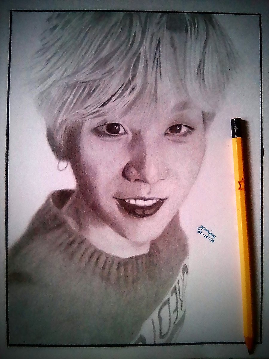 .repost 😅 #BTSsuga #BTS @bts_bighit
@BTSW_official
 #portrait #drawing #sketch #graphiteportrait  #pencilart #pencildrawing #art #artwork #ArtistOnTwitter #pencilsketch  #portraitdrawing #kpop #bangtanboys #bangtansonyeondan #dailyart #artistic #dancers #celebrity #Zzeinart