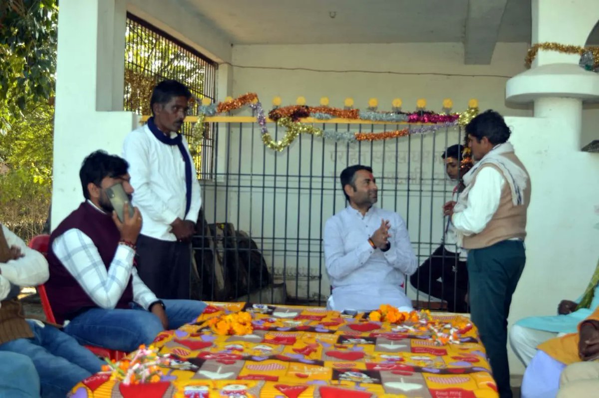 vikrambjpmp's tweet photo. रामपुर बाघेलान विधानसभा के ग्राम बम्हौरी में बलखंडी स्वामी के दर्शन उपरांत आयोजित मेले का अवलोकन किया। https://t.co/fWLMF9SrOc