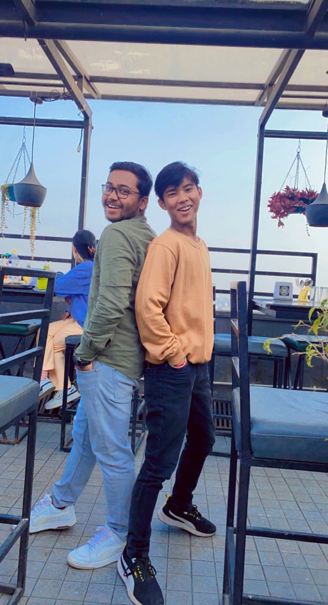 Joydwip_raj's tweet photo. Desi boizzz...!
๐ท P.C : @zarrinscameraroll
.
.
.
.
.
#skkky #siliguri #darjeeling #lunchtime
#darjeelingdiaries #darjeelingtourism
#friendshipgoals #friendship #friends
#joydwiprajbanshi #mastitime #dayout
#dayoutwithfriends #eatingtime #lunch
#photooftheday https://t.co/QIAi3UJ0ql