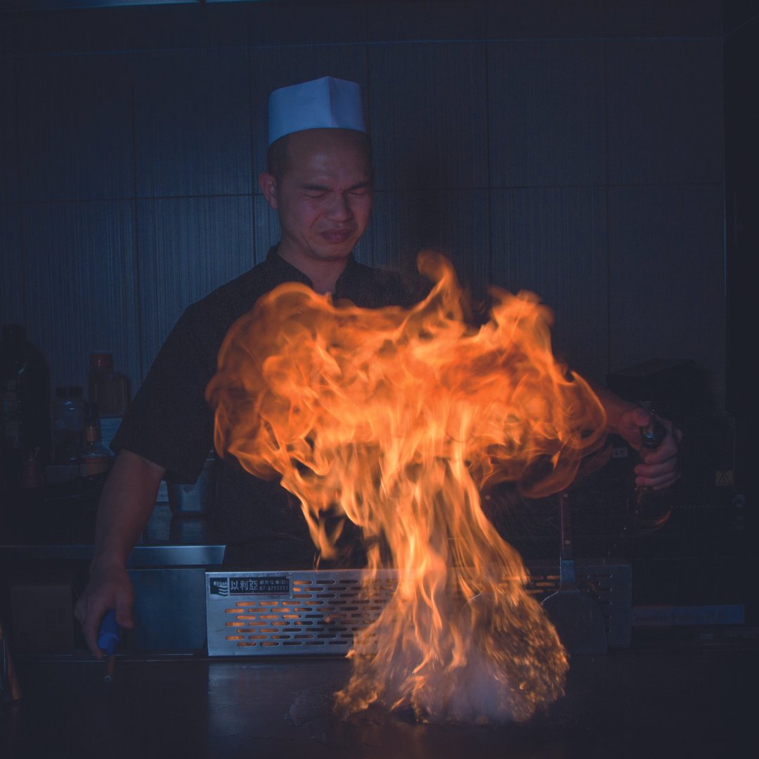 The show never stops at Nines Global Buffet. Enjoy all the fire and excitement at our live cooking stations. 🔥

#NinesCambridge #alllyoucaneat #cambridgeeats #cambridgefoodie #cambridgefood #BuffetFood #cambridgeuk #cambridgeshire