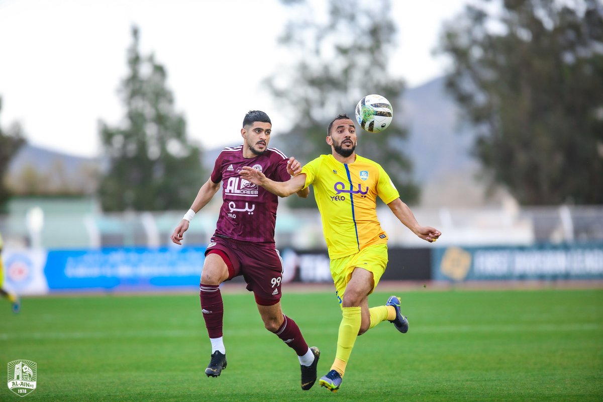 socceralgeria3's tweet photo. #Chenihi et #Touil vs Al Faisaly #TeamDZ https://t.co/J7fi15OZ5s