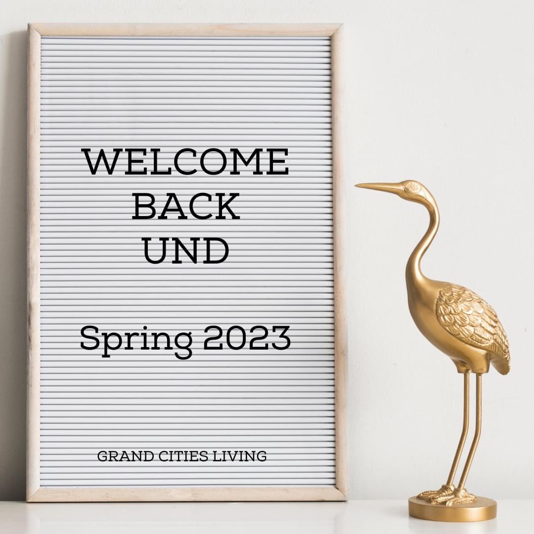 Spring is springing as the semester is in full swing at UND! Welcome back UND students - GF is so much more fun with you back! 
#UNDProud #grandforks #welcomeback #grandcitiesliving