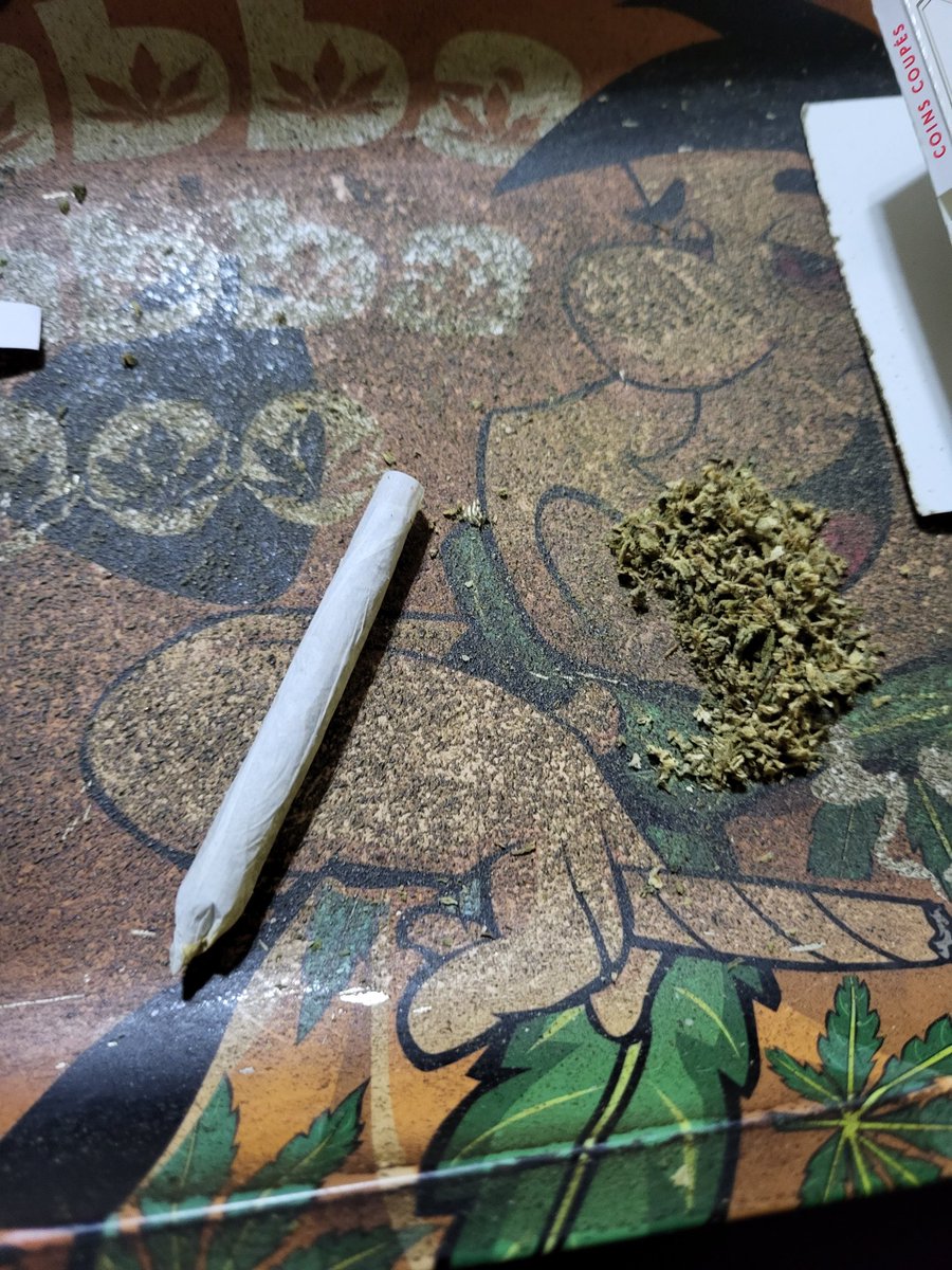 AkuraCrypto's tweet photo. GM #CT, Forgot to post my morning wake and bake post ππ
Got some KILLER "OG Chem" (not chemdawg)
Flower in so switched it up from my usual dabs for wake-and-bake.
Remember fam, Get Lit Then Get IT!
#GLTGI #WakeAndBake #NFTs #GM #YabbaDabbaDoobie https://t.co/a80OC25YQ0