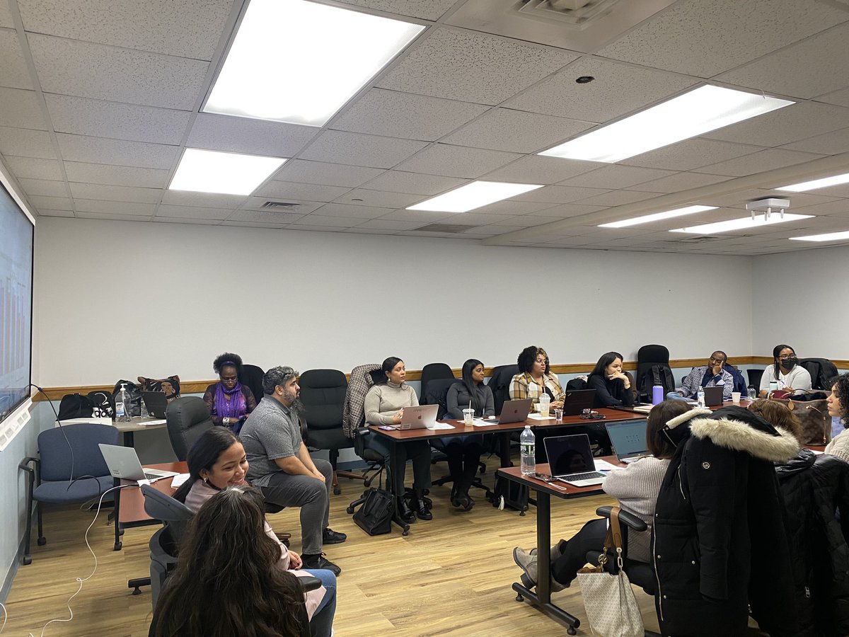 CIOBCitywide's tweet photo. Ed and Stephanie facilitating our CIOB Citywide Parent Coordinator meeting today. So many great topics on the agenda! #nycdoe #parentcoordinators #parents #families #studentsupport #highschools #nycpublicschools #educators @NYCSchools @DOEChancellor @DK_BlackburnNYC https://t.co/57gT7uhTxG