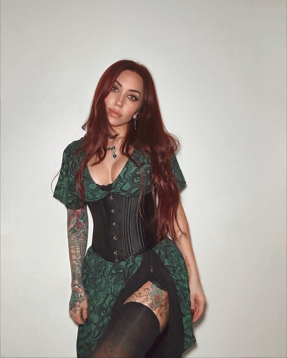 disturbiaco's tweet photo. sssssshhh, don't tell anyone but the Ophidia dress is back in ssstock... pre-order now 🐍

https://t.co/FxFqdF17aY

📸 @jessie_loft_

#disturbiaclothing #altfashion #darkfeed #alternative #alt #alternativefeed https://t.co/pzhUDYaVRY