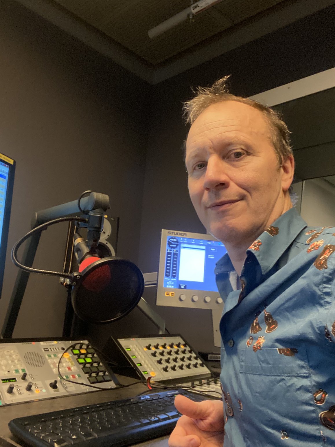 paul kenyon (paulkenyonTV) / Twitter