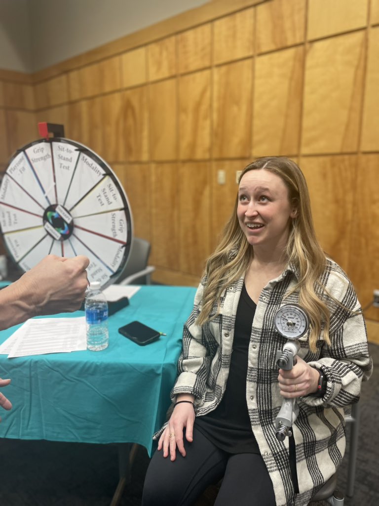 4th year student <a href="/TheAnatoMiss/">Kathryn Veazey, MS</a> serves as a Trainee Representative for the UMMC GWIMS and 4th year student <a href="/caseymboothe/">Casey Raborn Boothe</a> tested out her grip strength during the GWIMS Wellness Fair yesterday. #PhDLufe #GradLife #GWIMS #Wellness #TakeCareOfYourself