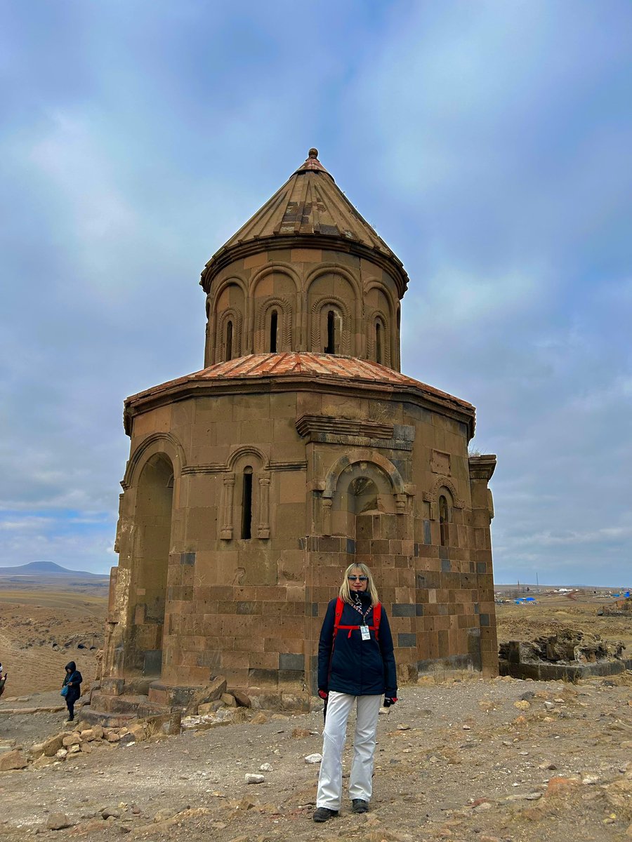 aristourgima19's tweet photo. “Ani is a world but the world is not Ani”
Abughamrents Pahlavuni Church. It’s the symbol of Ani Ruins.
Today’s pic. Love from Eastern Turkiye❤️
#aniruins #borderlineofarmenia #abughamrentspahlavunichurch #easternanatolia #professionaltourguide #travelwithus #travelphotography https://t.co/NrSYNZrFwC