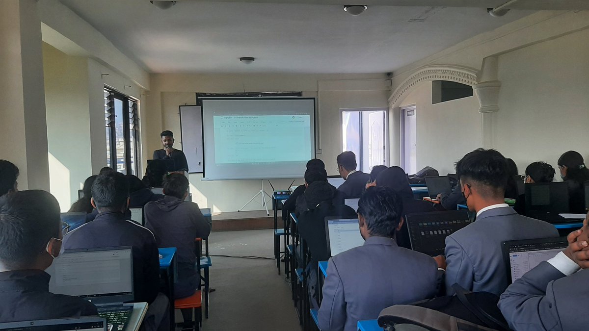 VertexHacks's tweet photo. Special mention to Atul Shreewastav, the mentor for the workshop, for helping students learn the concepts of Python from the very basics to advanced. And a round of applause to the organizing team, Om Prakash Sharma Aarogya Bhandari, for making the event a success.
#VertexHacks https://t.co/QT6jBthKEv