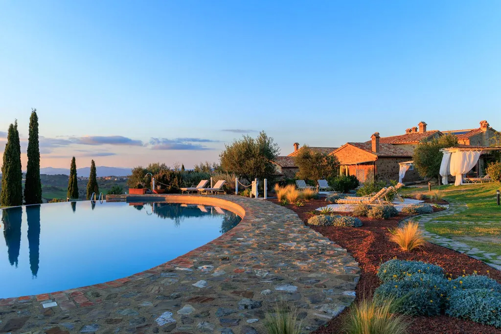 sothebysrealty's tweet photo. Extraordinary Property of the Day: A thoughtfully restored farmhouse in Grosseto, Italy, represented by Eleonora Benetti of Italy Sotheby's International Realty. https://t.co/4KXJwBXZAv

#sothebysrealty #realestate #luxury #curbappeal #luxuryrealestate #design https://t.co/MbB4EPZPEi