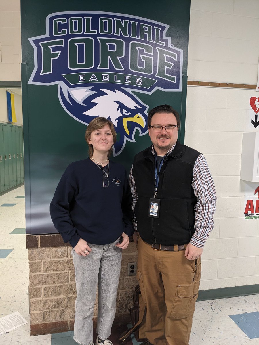 Congrats to our two newest interns at Potomac Local News. Bekah W. <a href="/CForgeEagles/">TheForge</a> and Deshaun J. <a href="/shsindiantribe/">Stafford High School</a> will collaborate with a team publishing articles and learn more about governing bodies in local jurisdictions. 
@scpswbl  
@potomacLocal
#elevatestafford 
#scpswbl