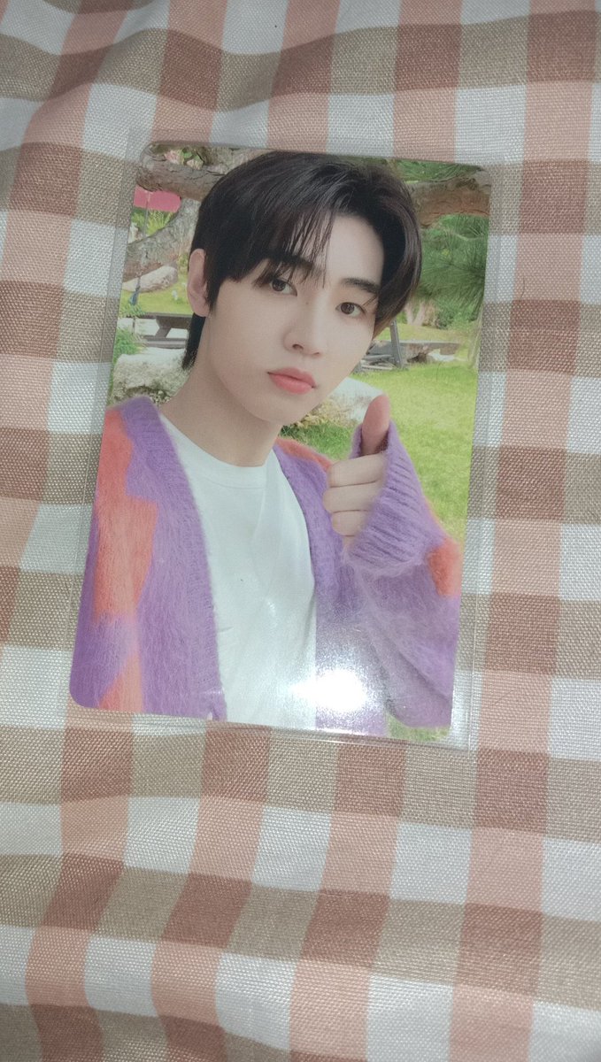 candyhi2's tweet photo. พร้อมส่ง ♡‧˚
การ์ดซซกต.ซองฮุน (season greeting)
160รวมส่ง 
สนใจดูเพิ่มเติมเดมได้เลยนะคะ
@candyhi2 (*˘︶˘*).｡*♡

#ตลาดนัดENHYPEN #ตลาดนัดenhypen  #ตลาดนัดเอนไฮนเพน #ตลาดนัดengene #ซองฮุน https://t.co/lNg0Mvz5fq