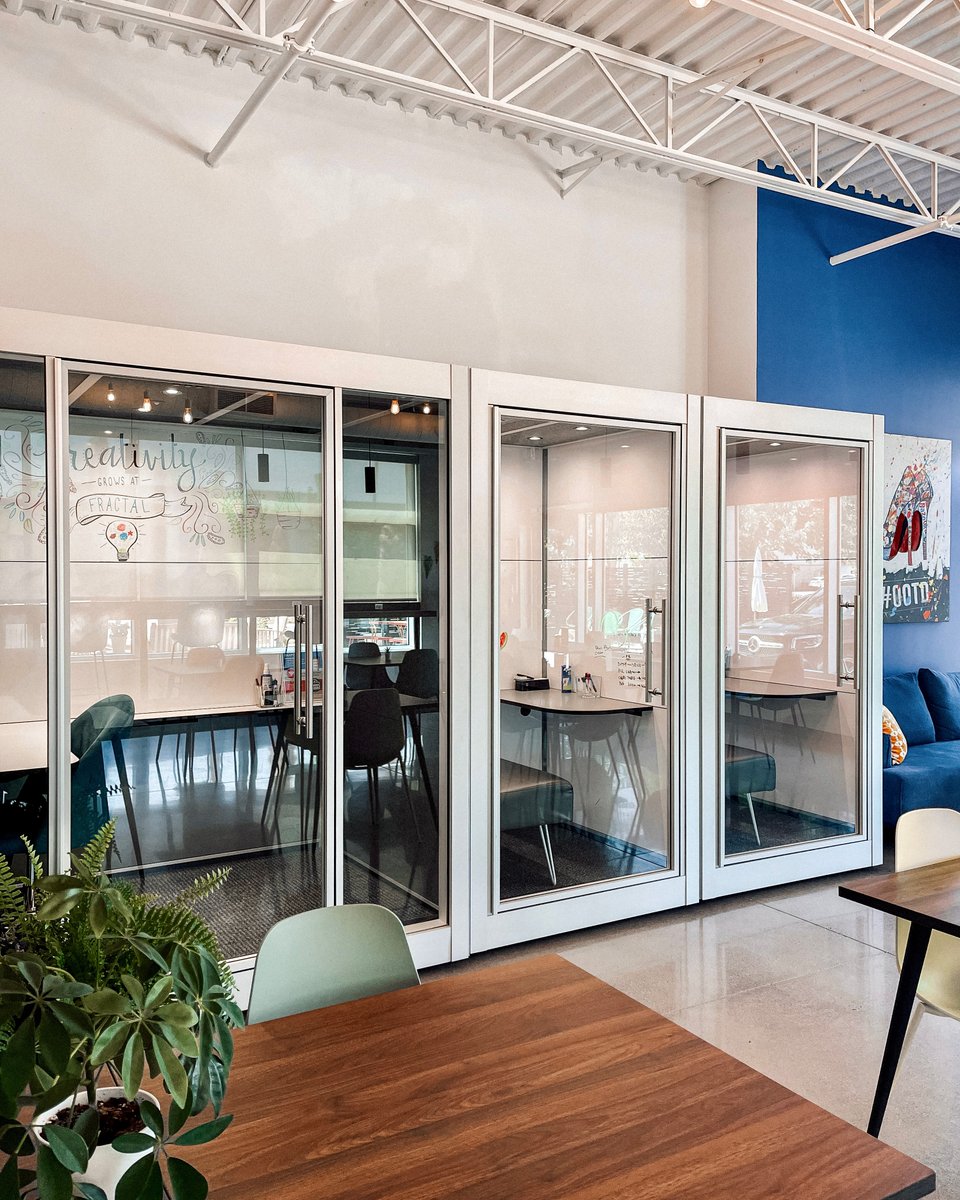 snapcab's tweet photo. The modern office is modular.

#snapcab #snapcabworkspace #coworking #coworkingoffice #spacetobeyou #openoffice #officespaces #workspacedesign #officedesign #interiordesign #acousticoffice https://t.co/H1tDytZWjI