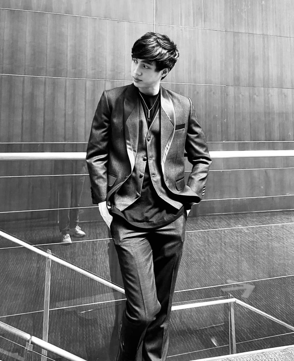 ziizha09's tweet image. This guy really made my day. 😍

Beware of his side looks .. or you will be dead! 😶🔫💀

Goodnight peeps ! 

Photo from @kiceisnice FB update 💢
#Kice #KiceGlobal