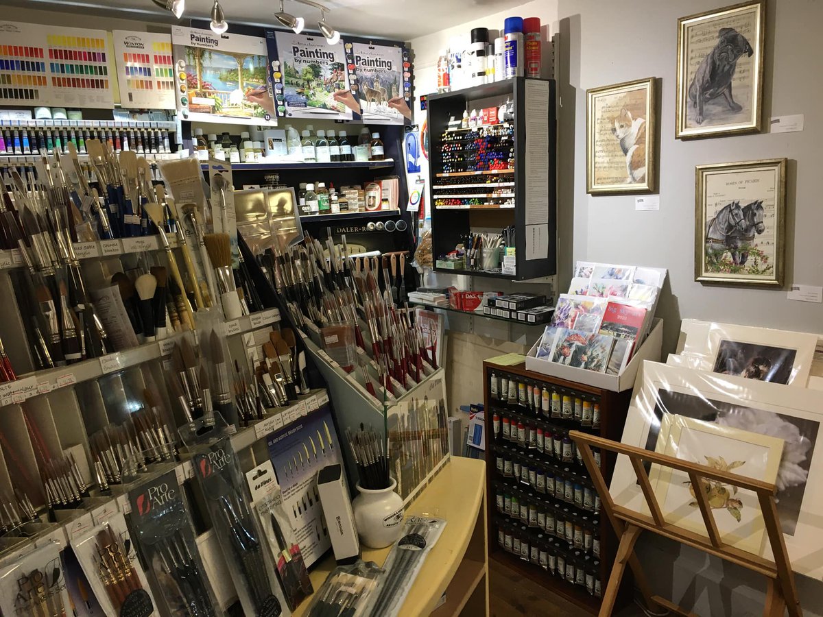 skills_art's tweet photo. Since the New Year Skills have been busy with a move around in stock displays and putting up new art for us all to enjoy as the winter continues. We are thrilled to exhibit gorgeous new paintings from Buckinghamshire Artist Helen Abbott...https://t.co/byVEe0DVUc https://t.co/df5HxX9ypf