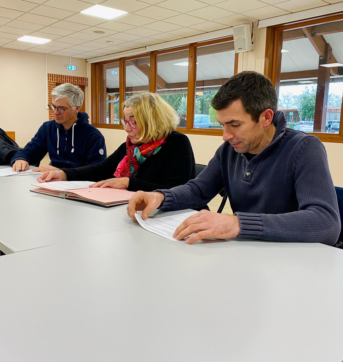 CRECVL's tweet image. Le Cre Cvl s’engage pour ses sportifs de haut niveau 🤝! 
Nous aurons le plaisir d’accompagner Luc CHÂTEAU &amp;amp; Karim Laghouag dans le cadre de leurs préparations sportive avec en ligne de mire 👉🏻 Paris 2024 🤩 🔵⚫️🔴🟡🟢