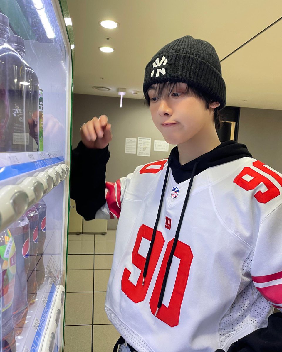 onlywithsanha's tweet photo. Official 샴뿌뿌 Recruitment is finally open 😂

Requirement:

PRESS IG HEART FOR SANHA JUSEYO 
#위하트따나_인스타그램 
#샴뿌뿌트친소
#윤산하 https://t.co/rXjNmeFWdF