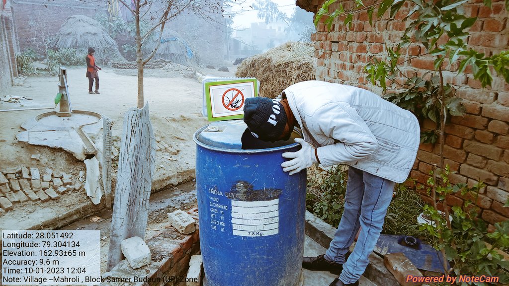 आज दिनांक 10/01/23 को (एंबेड परियोजना)फ़ैमिली हेल्थ इंडिया के सहयोग से विकास खण्ड समरेर के ग्राम पंचायत महरौली में मलेरिया के बारे में जागरुक करते हुऐ साथ लोगों को लार्वा के बारे में जानकारी देते हुए फीवर सर्वे सर्वे करते ll

<a href="/sksomya/">Som Sharma</a> 
<a href="/rajesh_amh/">Rajesh Mishra</a> 
<a href="/Isakshi1610/">Sakshi pawar</a> 
<a href="/santoshbhargav2/">Dr. Santosh Bhargava</a>