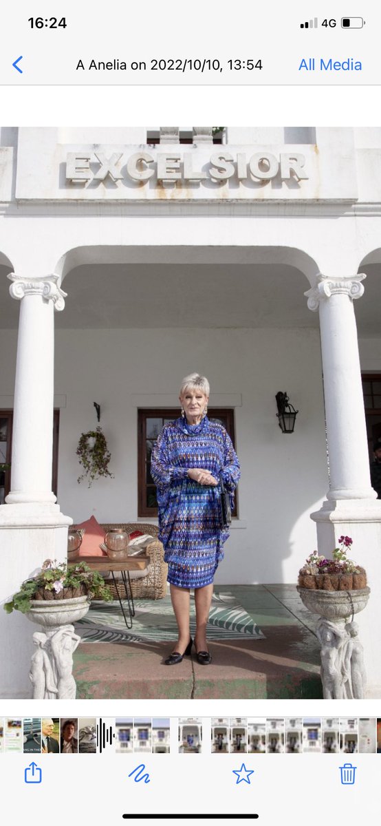 Vir amper 60 jaar doen hy iets buitengewoon. EVITA IN EXCELSIOR begin vanaand 20:30 op <a href="/kykNETtv/">kykNET TV</a> #livinglegend Mini-reeks/net 4 episodes. <a href="/TannieEvita/">Evita Bezuidenhout</a>