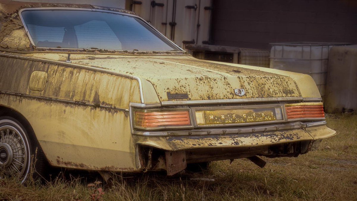 z9e9s's tweet image. Frames from a movie never released ☢️ 
#photography #streetphotography #bombshelter