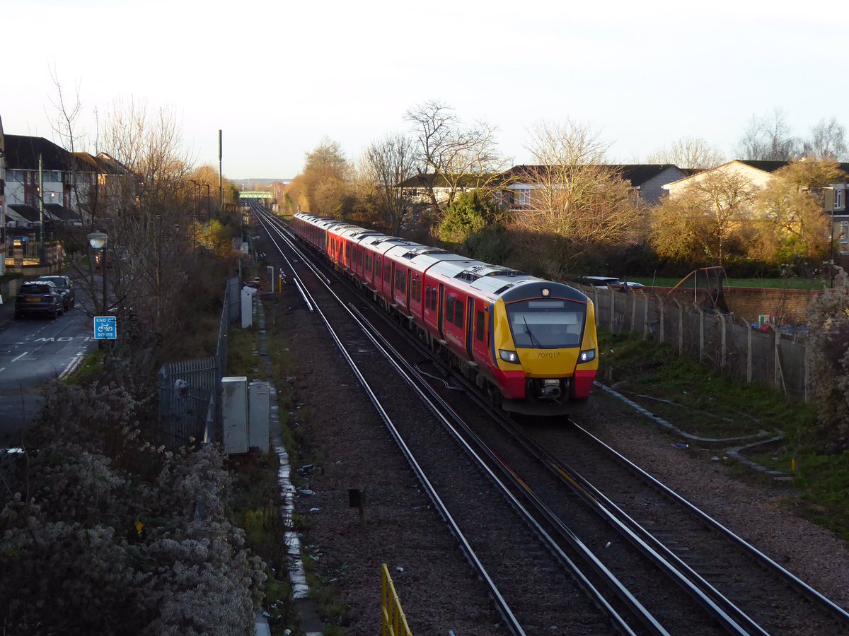 A South western railways, Class707 approaching Feltham, a couple of days ago.