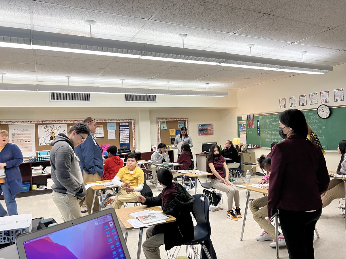 Thank you, Mr. Sandlin, Region 19, and EPISD School Leadership  for visiting our campus and validating the hard work happening at Canyon Hills 🐍🐍 We appreciate your feedback and ready to implement it 💪💯 We look forward to our next visit— we will rock it!