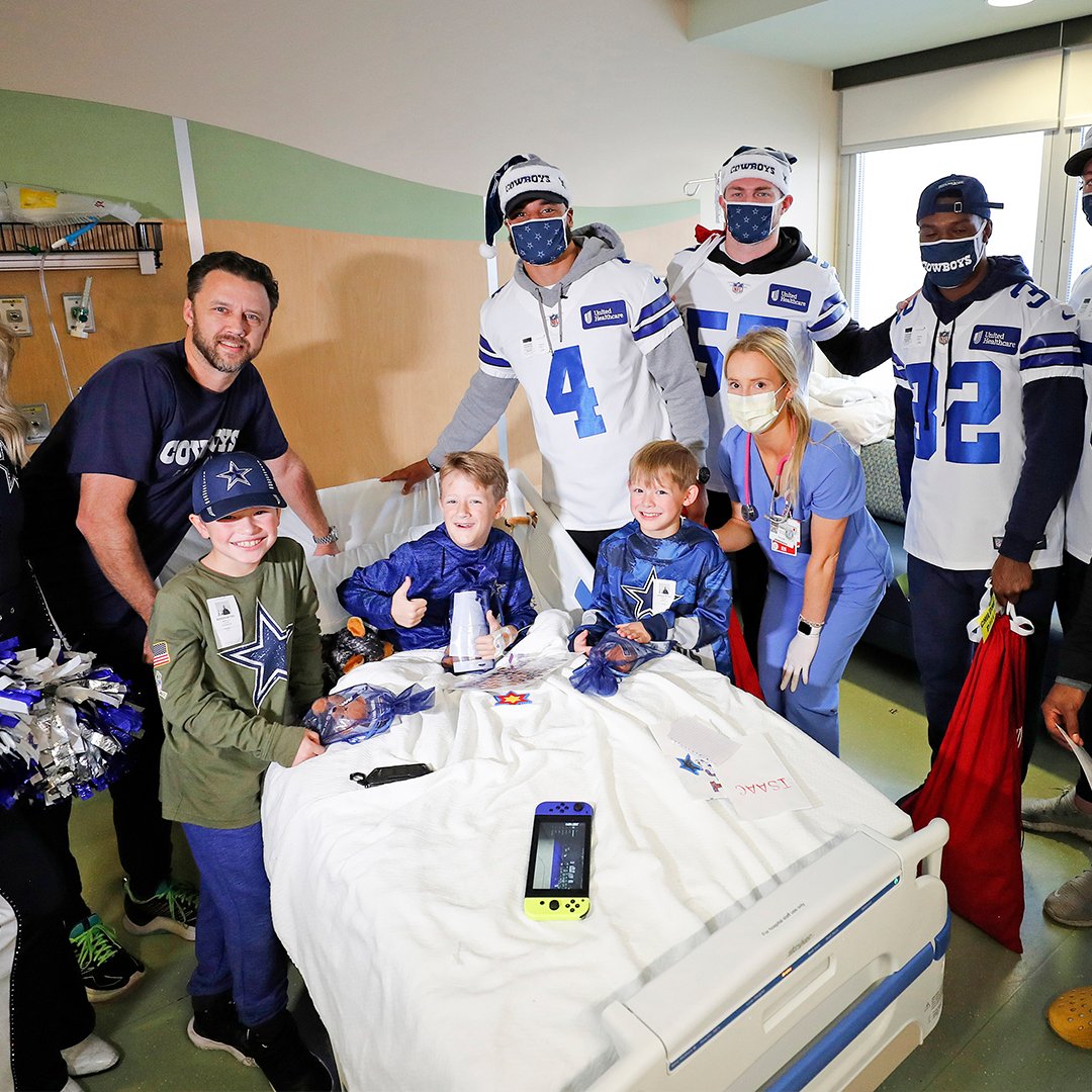 Dallas Cowboys (@dallascowboys) on Twitter photo Leader in the community.
Retweet this NOW to give <a href="/dak/">Dak Prescott</a> 2X the votes for Walter Payton Man of the Year & a chance at $25k for the <a href="/FFFfoundation4/">Faith Fight Finish Foundation</a>!
#WPMOYChallenge | <a href="/Nationwide/">Nationwide</a> Leader in the community.
Retweet this NOW to give <a href="/dak/">Dak Prescott</a> 2X the votes for Walter Payton Man of the Year & a chance at $25k for the <a href="/FFFfoundation4/">Faith Fight Finish Foundation</a>!
#WPMOYChallenge | <a href="/Nationwide/">Nationwide</a>