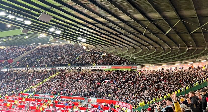 theawayfans's tweet photo. 9,000 Charlton fans at Old Trafford this evening. #MUFC 👏 https://t.co/bXoOS9ncSs
