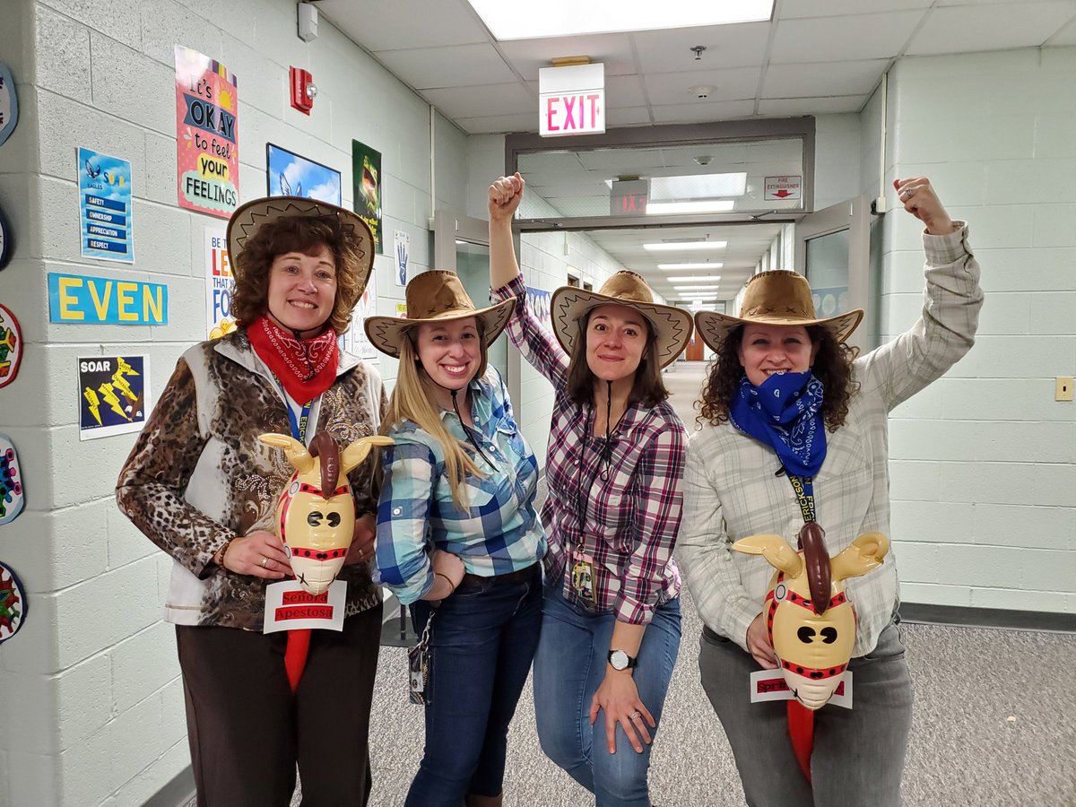 Math Lab: Decimal Round-up! Giddy up! <a href="/D13Eagles/">Erickson Elementary</a> @MrsStankoskey @IkensJen <a href="/MrsHolm3/">Mrs. Holm</a>