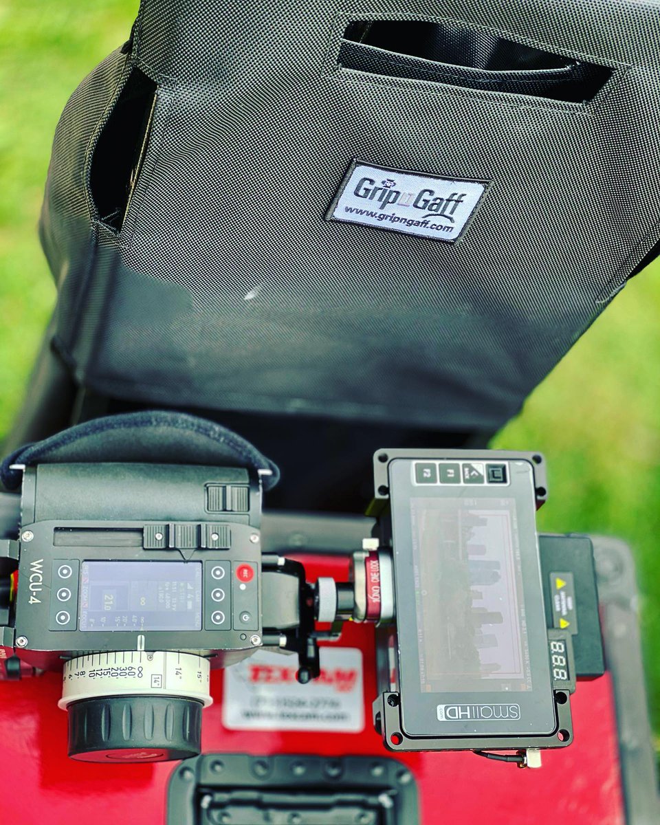 16x9inc's tweet image. #AC #assistantcamera #cameraassistant #1stAC #1stAssistantCamera #aclife #focuspuller #brianaichlmayr #firstassistantcamera #focuspulleratwork #gripngaff #wcu4 #arripca #cleanscamerasupport #16x9inc #16x9cinelock #cinelock #smallhd #teradek 

Picture Credit: @brianaichlmayr 🎥