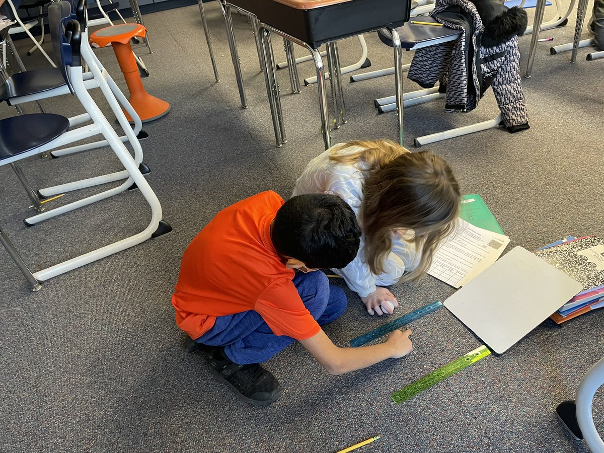 Fourth grade students learning about the transfer of energy. <a href="/GlenGroveSchool/">GlenGroveSchool</a> #weared34